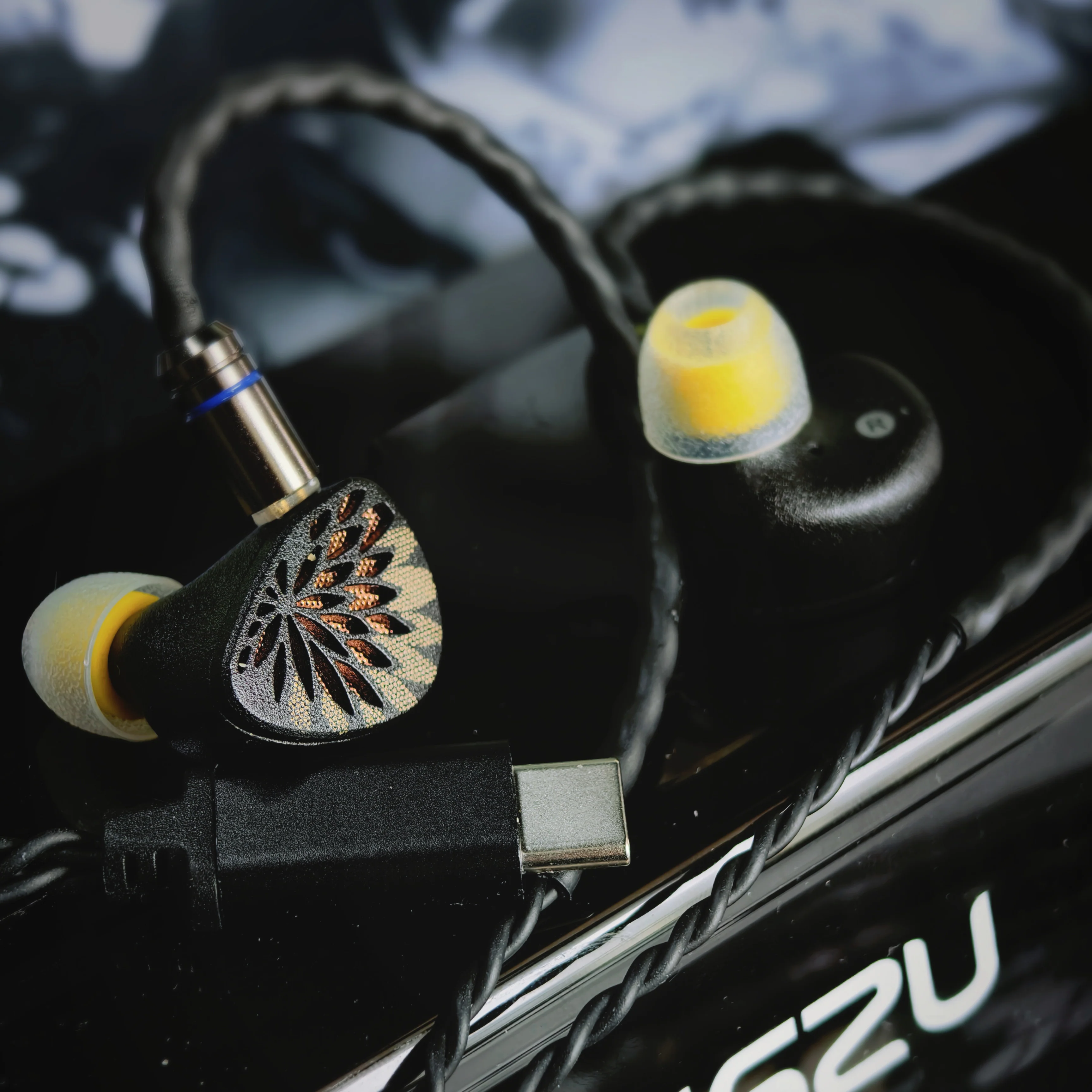 TANGZU YuXuanJi TPLX 10mm Topology Dynamic Driver Zinc Construction In-Ear Headphones - Image 4